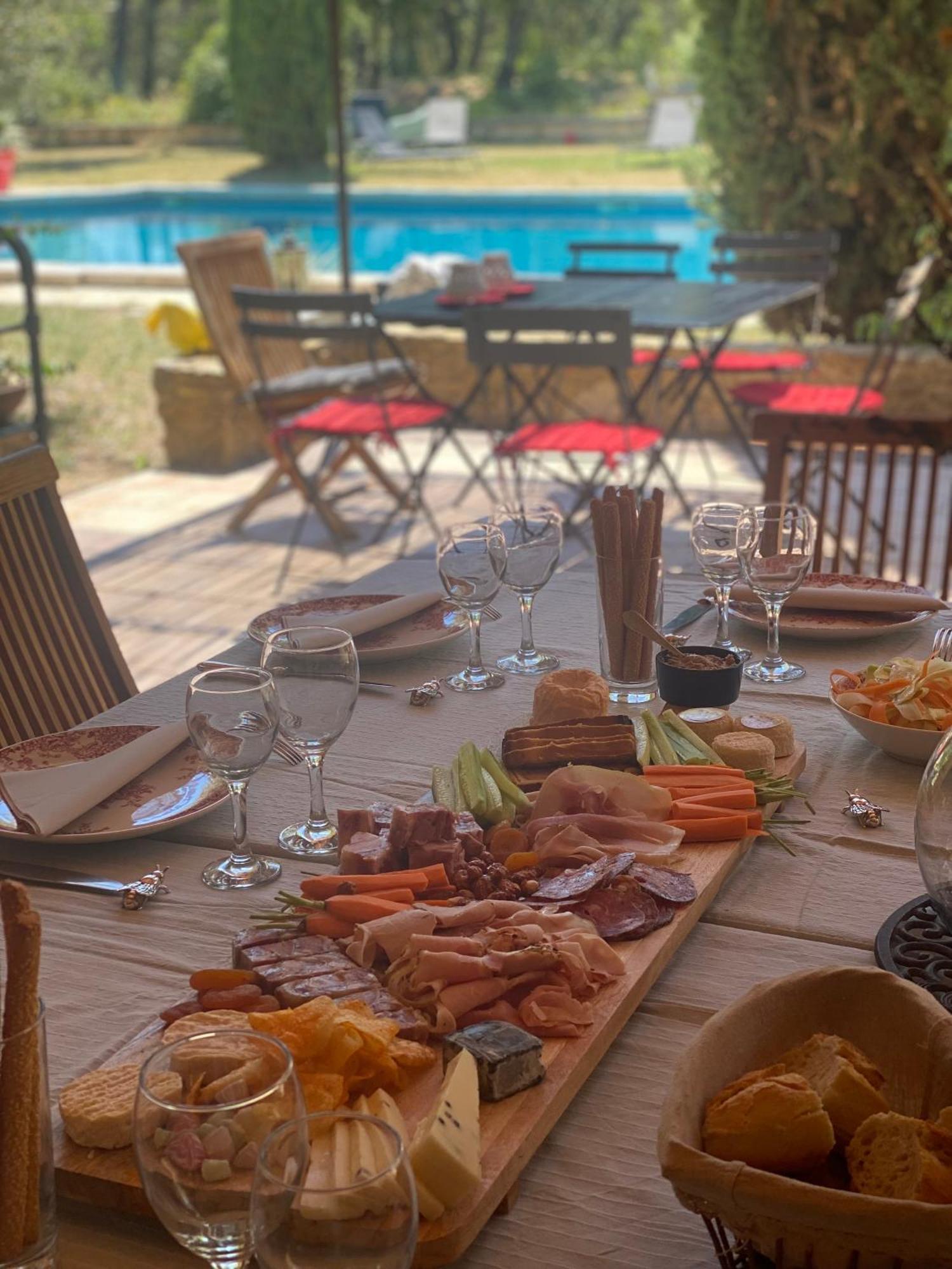 Bed and Breakfast Domaine Du Commandeur Mondragon Экстерьер фото