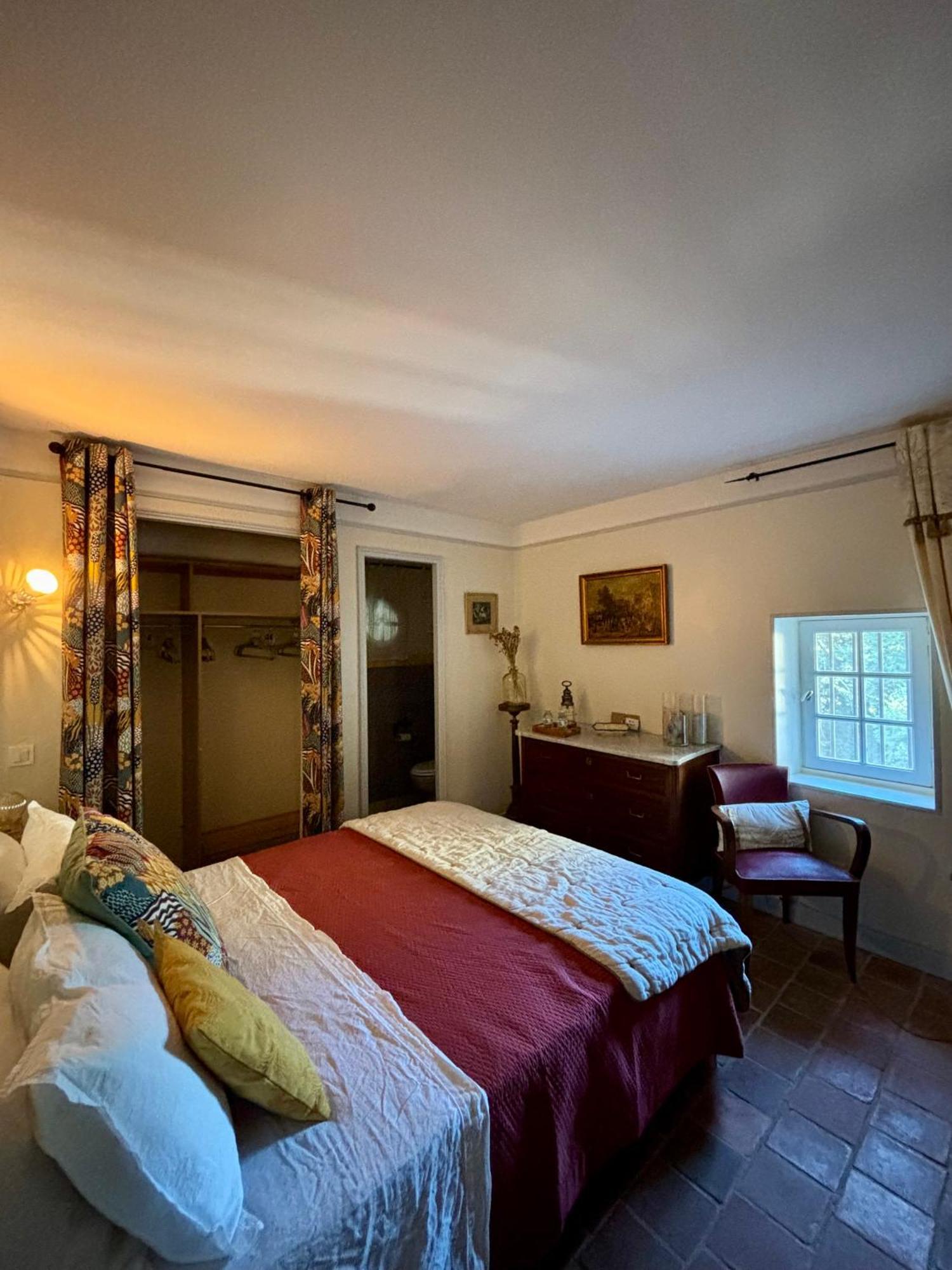 Bed and Breakfast Domaine Du Commandeur Mondragon Экстерьер фото