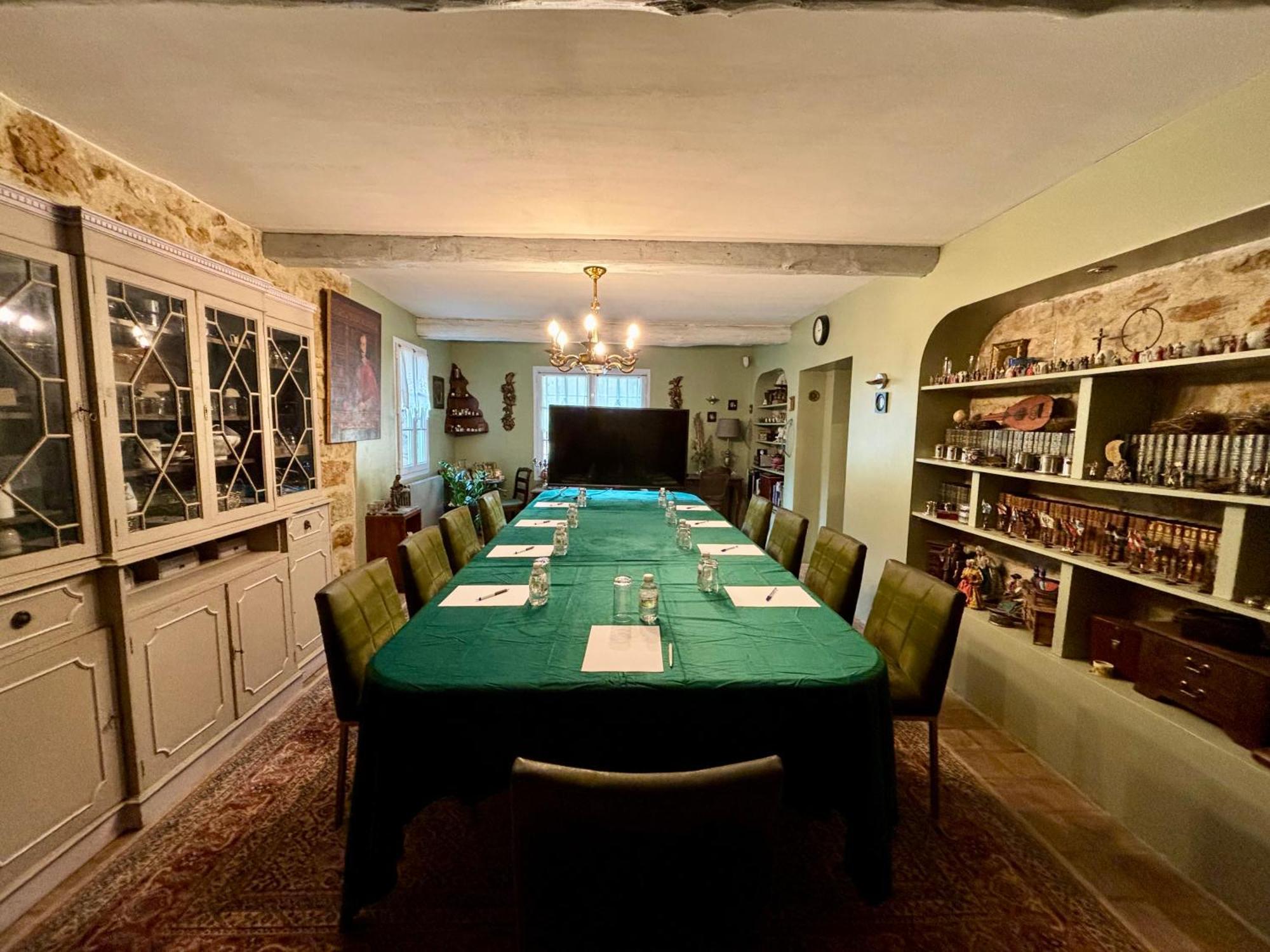 Bed and Breakfast Domaine Du Commandeur Mondragon Экстерьер фото